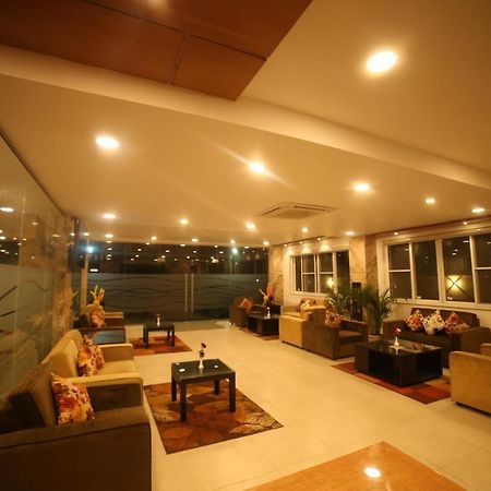 Mg Iris Hotel Tirupati Luaran gambar