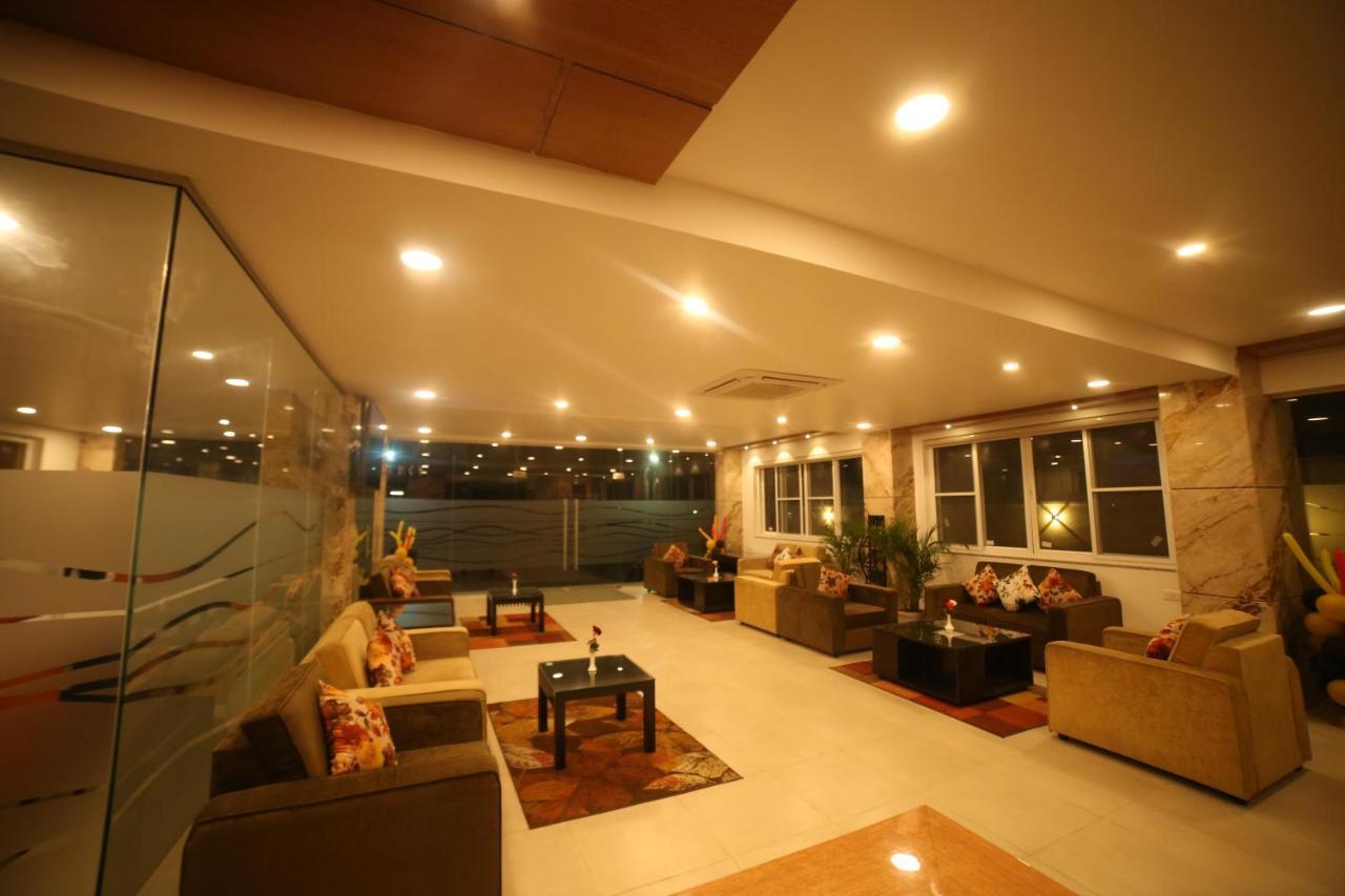 Mg Iris Hotel Tirupati Luaran gambar