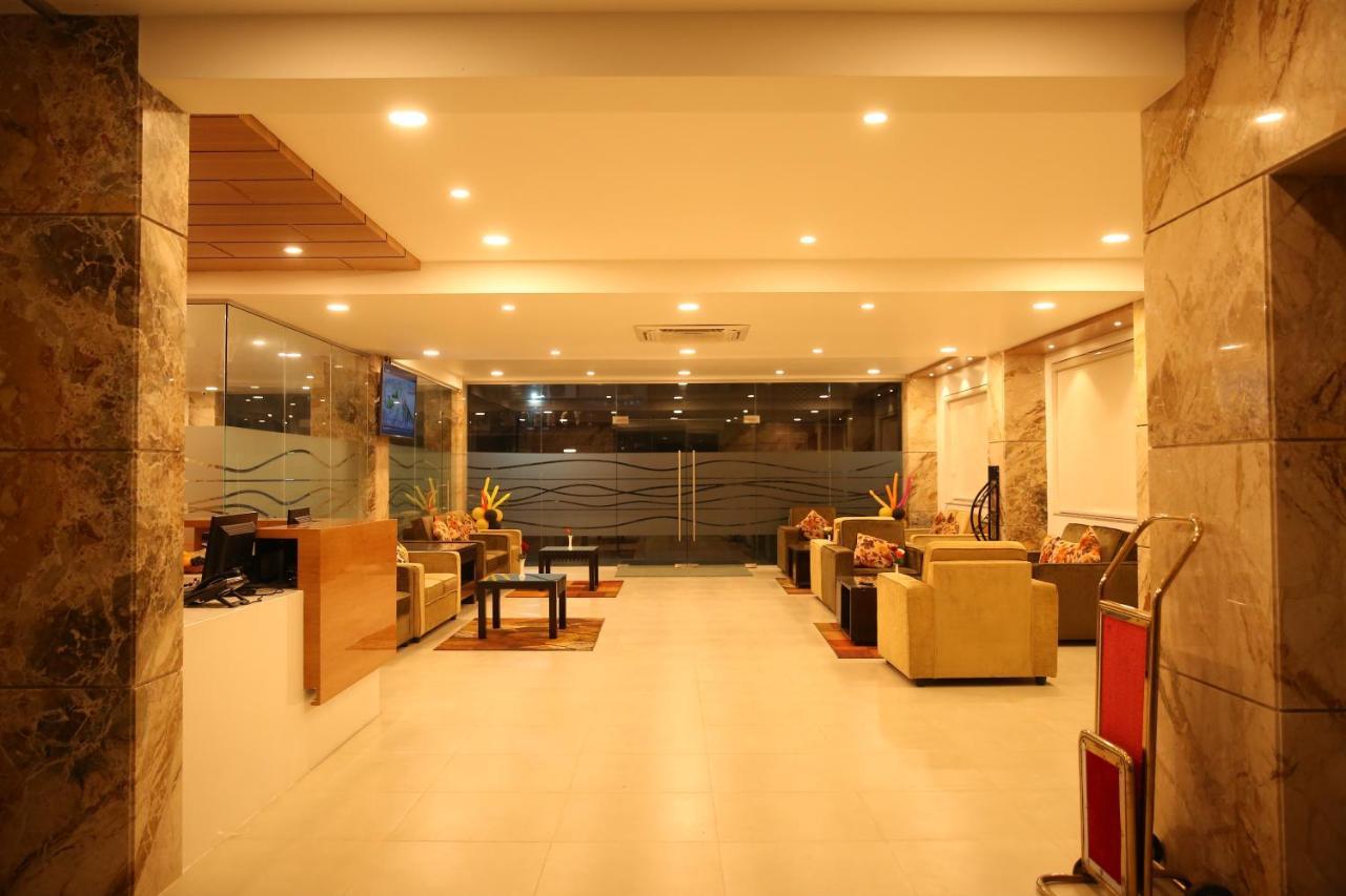 Mg Iris Hotel Tirupati Luaran gambar